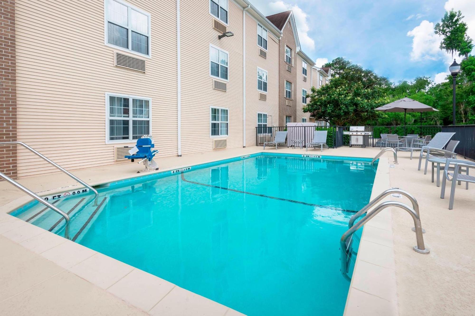 Towneplace Suites Savannah Midtown Екстериор снимка