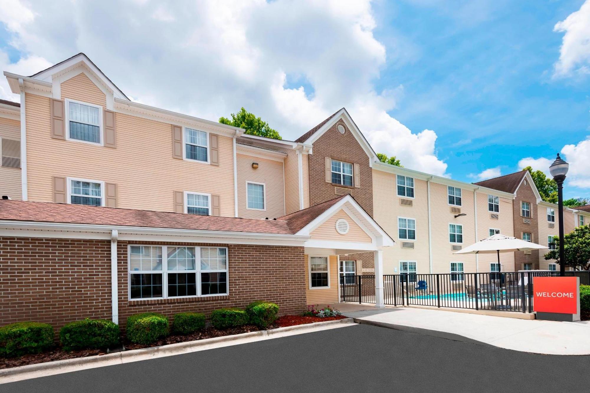 Towneplace Suites Savannah Midtown Екстериор снимка