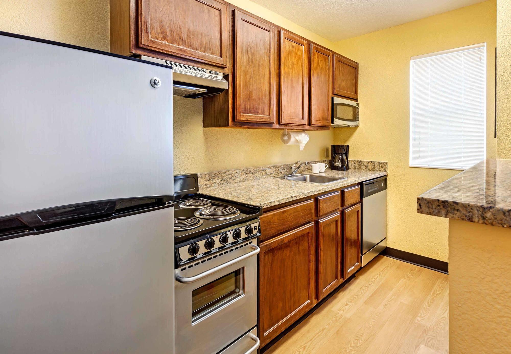Towneplace Suites Savannah Midtown Екстериор снимка