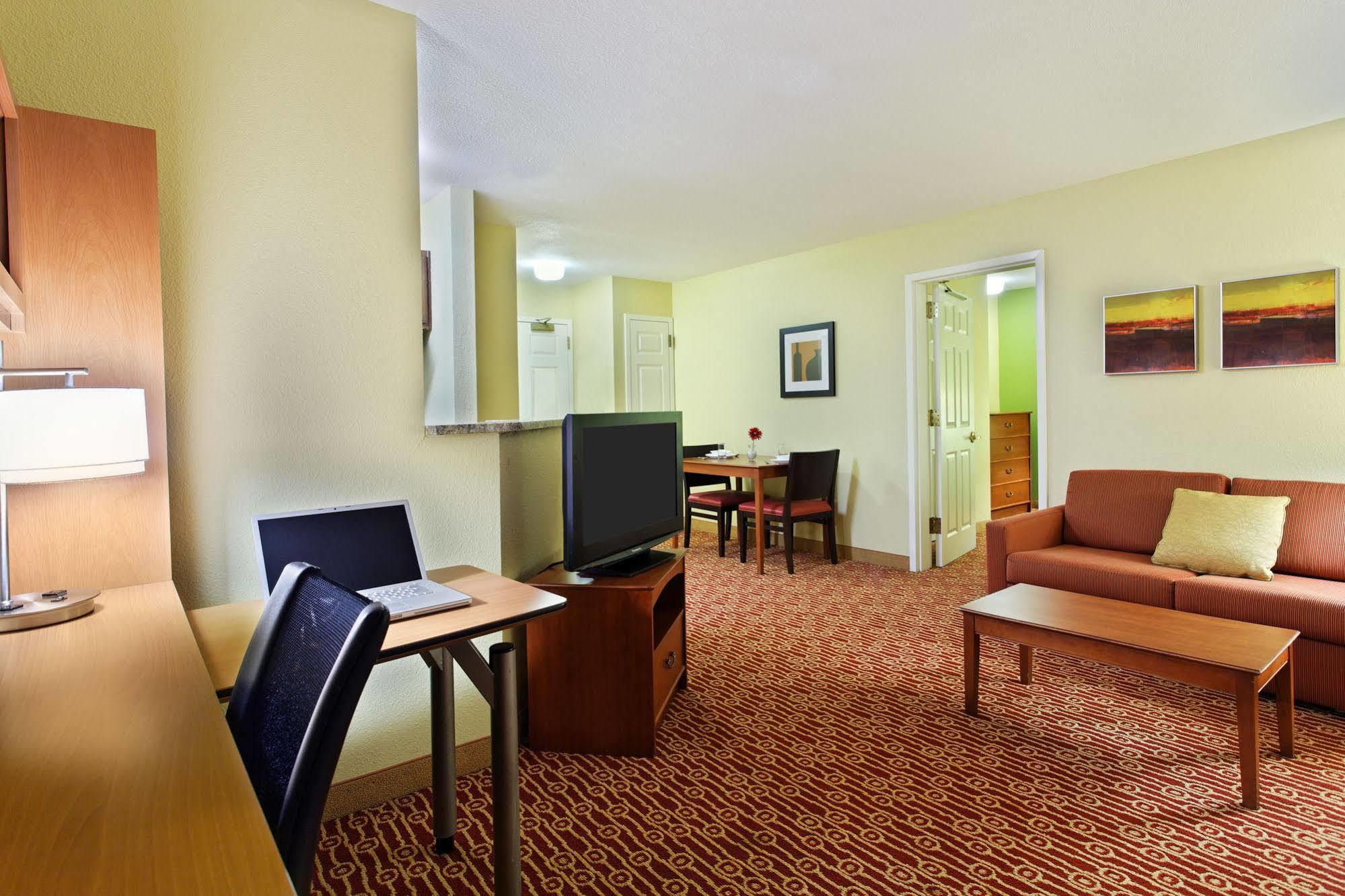 Towneplace Suites Savannah Midtown Екстериор снимка