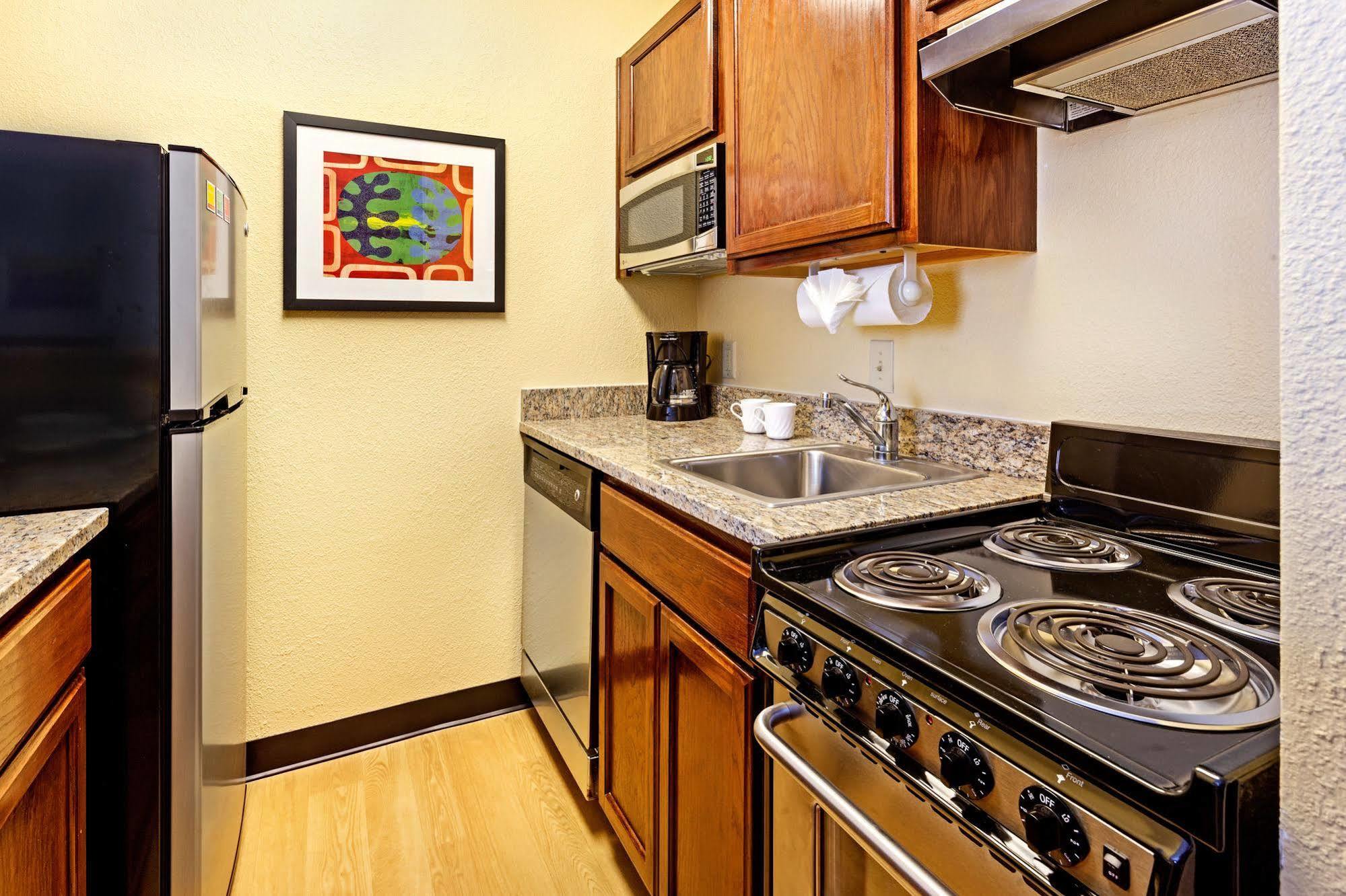 Towneplace Suites Savannah Midtown Екстериор снимка